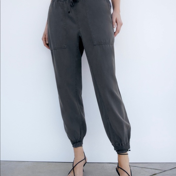 Stunning ZARA jogger pant medium - Picture 4 of 4